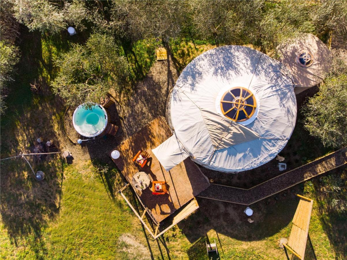 2 Cuori E 1 Yurta Glamping In Tuscany - Adults Only Asciano Dış mekan fotoğraf